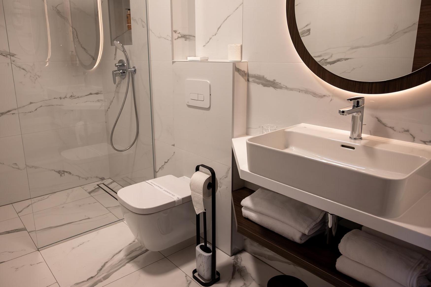 Diamond Hotel Zagreb Bagian luar foto