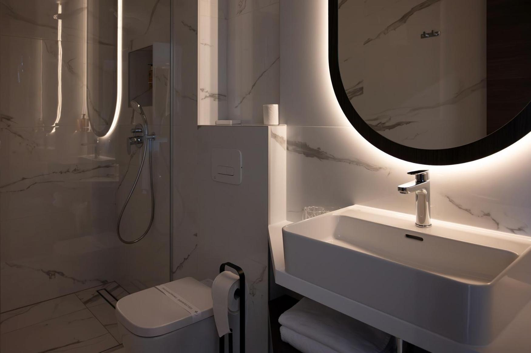 Diamond Hotel Zagreb Bagian luar foto